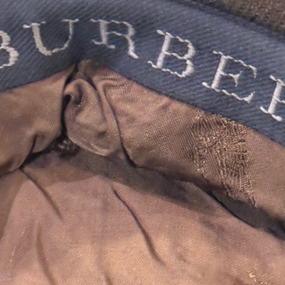 Burberry London 100% wool. Brown Plaid Newsboy Cap - Picture 13 of 14